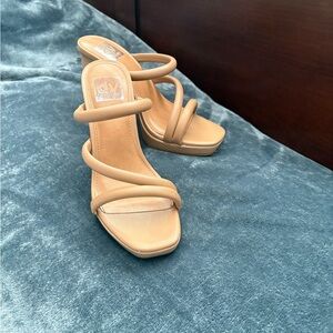 DV by Dolce Vita Tan Block Heels